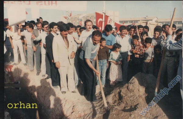 1986 yılı ANAP döneminden ilçemize ait bir resim 1986 yılı ANAP döneminden ilçemize ait bir resim