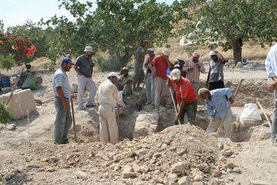 Sarı, ''Zeugma Üstü Kapatılıyor” Sarı, ''Zeugma Üstü Kapatılıyor”