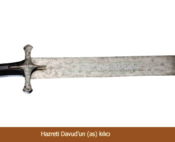 Kutsal Emanetler
