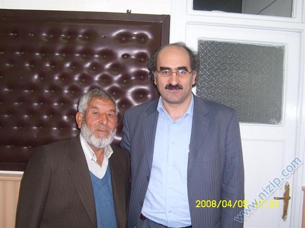 çağdaş Karacaoğlanımız: Ahmet şahin
