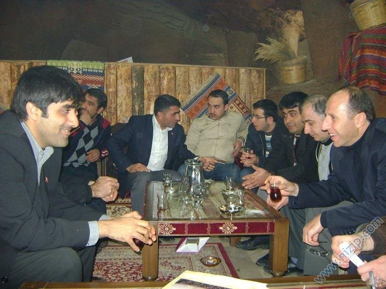 Geleneksel Cumartesi Çiğ Köfte Partisi -5- Geleneksel Cumartesi Çiğ Köfte Partisi -5-