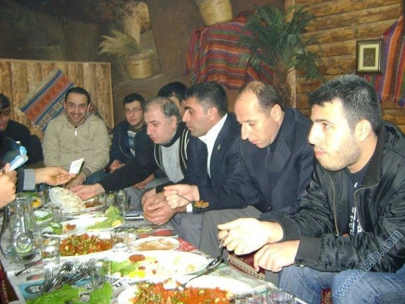 Geleneksel Cumartesi Çiğ Köfte Partisi -5- Geleneksel Cumartesi Çiğ Köfte Partisi -5-