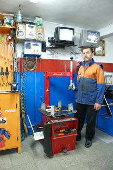 Nizipli usta motosiklet yarışçısı halil yaşar Nizipli usta motosiklet yarışçısı halil yaşar