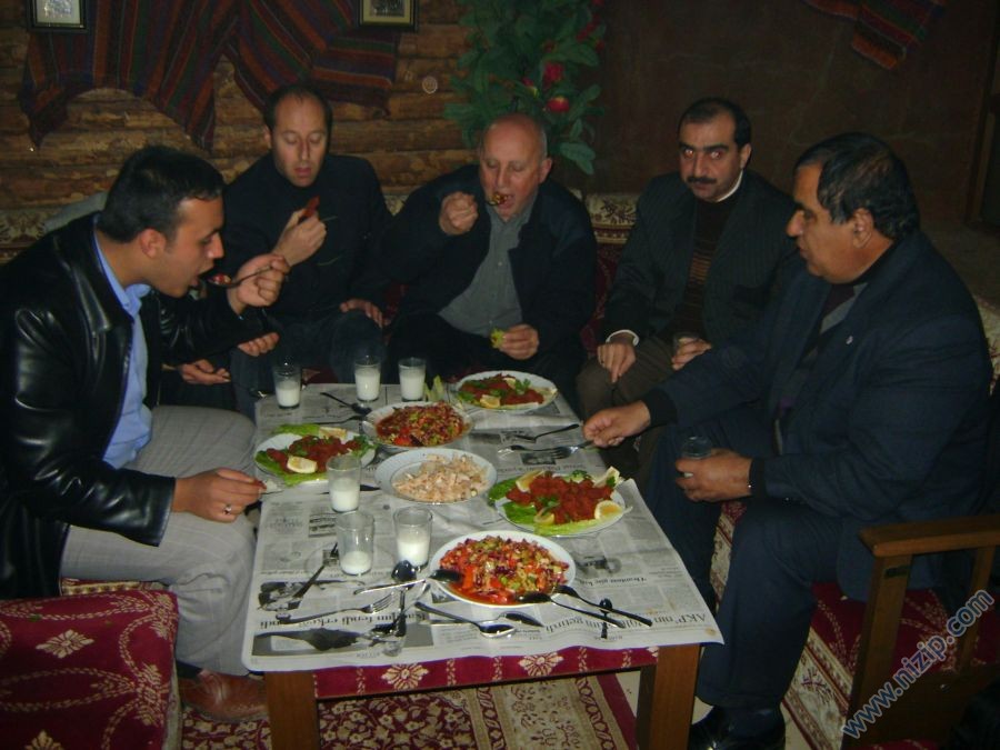 Geleneksel Çiğ Köfte Partisi 9