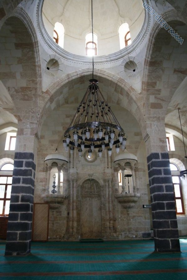 Çarşı Camii Yeniden İbadete Açıldı (yeni fotolar eklendi)