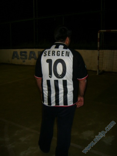 Nizip.com olarak Halı Saha Maçı Yaptık  30.04.2009...