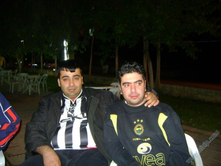 Nizip.com olarak Halı Saha Maçı Yaptık 30.04.2009... Nizip.com olarak Halı Saha Maçı Yaptık 30.04.2009...