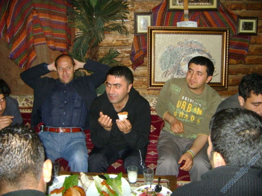 Geleneksel c.tesi Çig köfte partisi 13