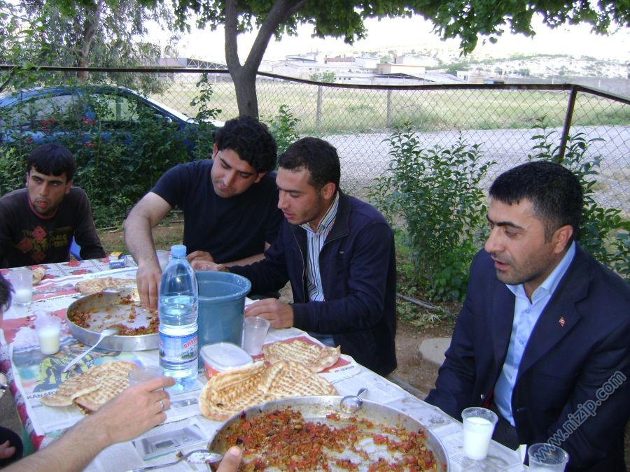 Geleneksel Cuma Tavası 1:)