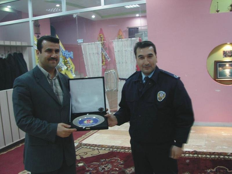 Ramazan Tarhan a Anlamlı Plaket