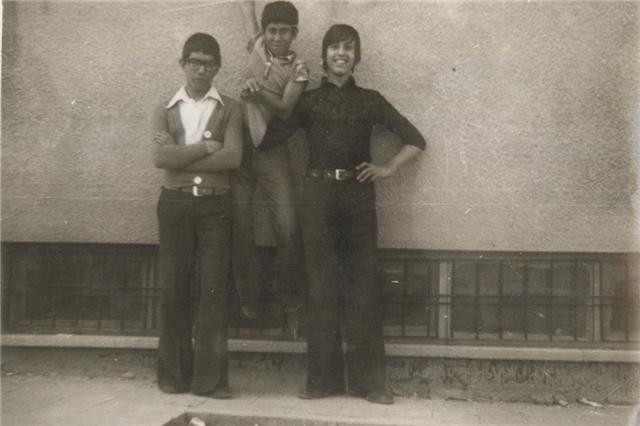 çocukluk yıllarıma ait bir resim buldum
