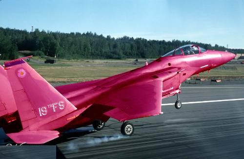 Eğer dünya kadınların elinde olsaydı belki de böyle olacaktı..:):)