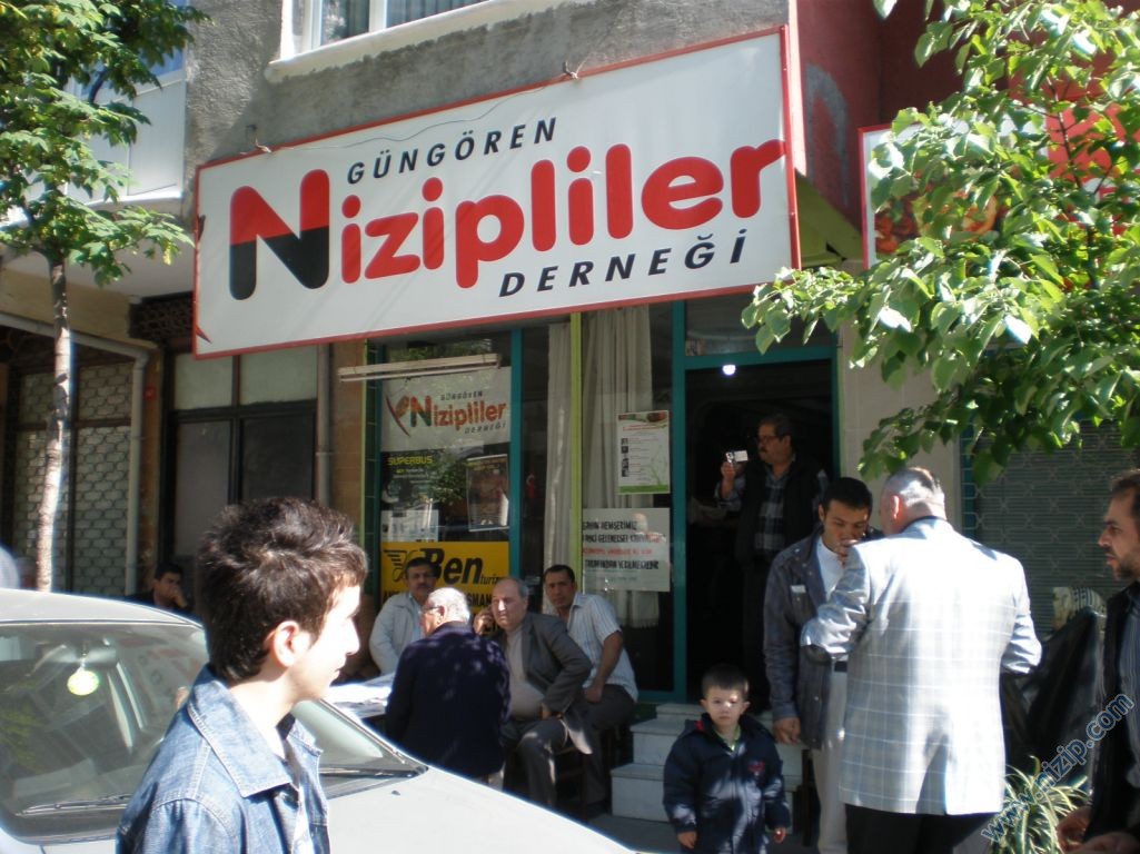 Güngören nizipliler derneği 02.05.2010 kahvaltısı