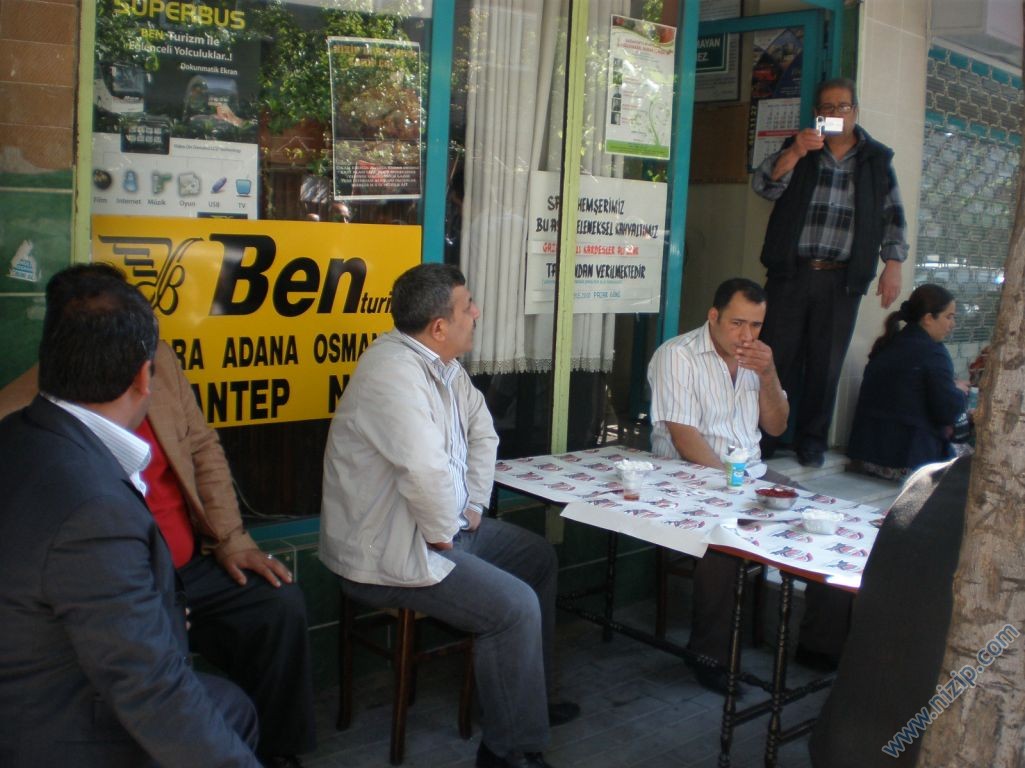 Güngören nizipliler derneği 02.05.2010 kahvaltısı