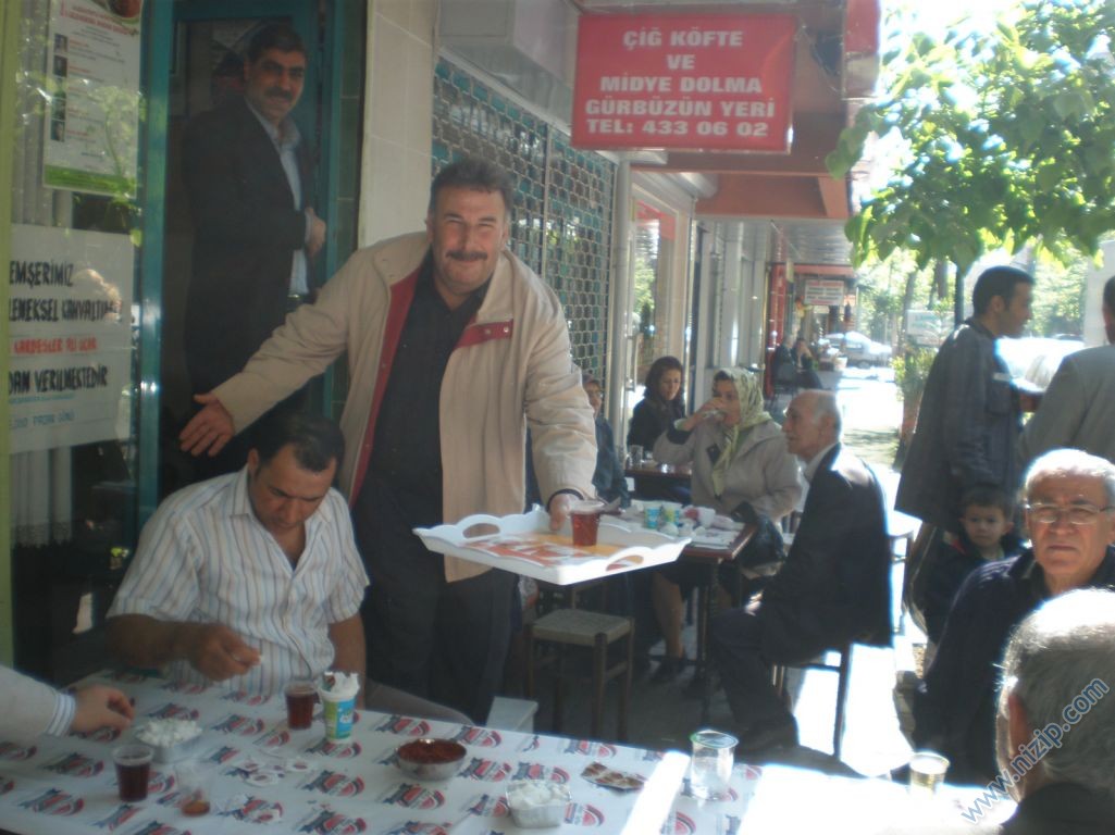 Güngören nizipliler derneği 02.05.2010 kahvaltısı