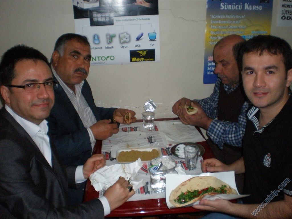 Güngören nizipliler derneği 02.05.2010 kahvaltısı
