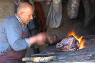 Yaşıyoruz İşte... Yaşıyoruz İşte...