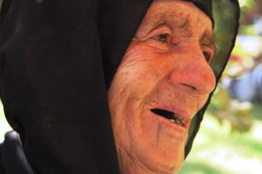 Kendini Yaşlı Hissedenlere Bir Şiir ve Yorum Kendini Yaşlı Hissedenlere Bir Şiir ve Yorum