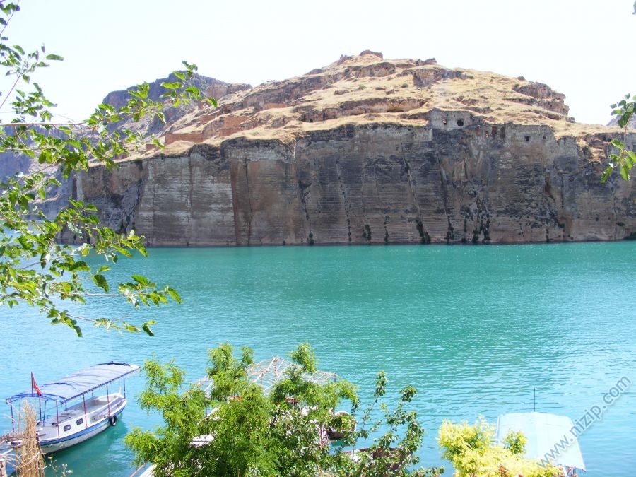 Yeni Fıstık Hali'ndeki İşyerleri, Satılığa Çıktı