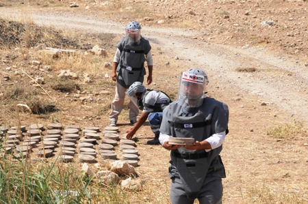 Mayınlar temizlendi yeni bir antik kent doğuyor -gaziantep ... Mayınlar temizlendi yeni bir antik kent doğuyor -gaziantep ...