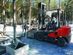 Nizip Asri Mezarlığı'nda Çalışma