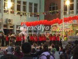 11 Temmuz İlköğretim Okulu 1.Çocuk Şenliği Ve Bahar Festivali Büyük Bir Çoşku İle Kut