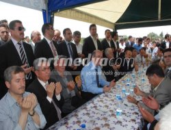 Hüseyin Çelik, "Barış Yemeği"Ne Katıldı Hüseyin Çelik, "Barış Yemeği"Ne Katıldı