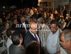 AK Parti İlçe Seçim Koordinasyon Merkezi'ne Yoğun İlgi