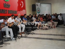 Öğretmenlerden "Müzik ve Şiir Dinletisi"