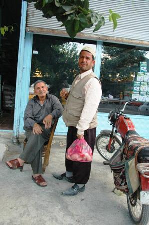 Cemo'ya Sarılmak