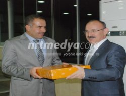 Emniyet Müdürümüze Plaket Verildi Emniyet Müdürümüze Plaket Verildi
