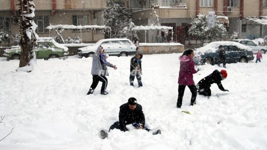 Nizip'te kar kalınlığı 25 cm'ye ulaştı