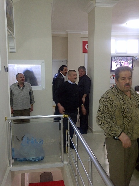 04-03- 2012 pazar günü Güngören nizipliler derneginde kahvaltı