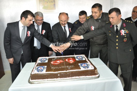 Türk Polis Teşkilatının 167. Yıl Dönümü Nizip'te Kutlandı