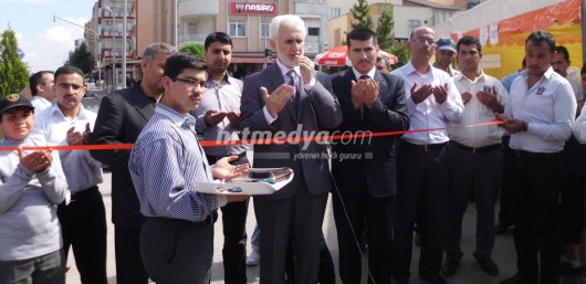 "Hayır Çarşısı Kermesi" Açıldı "Hayır Çarşısı Kermesi" Açıldı