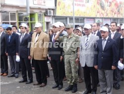 Nizip'te Bahar Şenliği Yürüyüşü