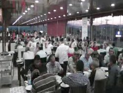 Sanayi Sitesi Esnafları'na Yemek Sanayi Sitesi Esnafları'na Yemek