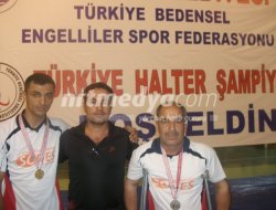 Nizipli Halterci Türkiye Şampiyonu Oldu