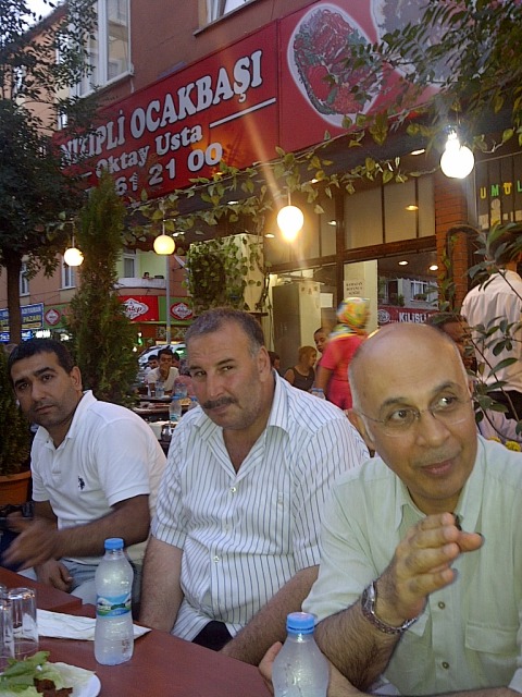 Gelenksel İstanbul İftarımız Ayın 25 çarşamba günü Gelenksel İstanbul İftarımız Ayın 25 çarşamba günü