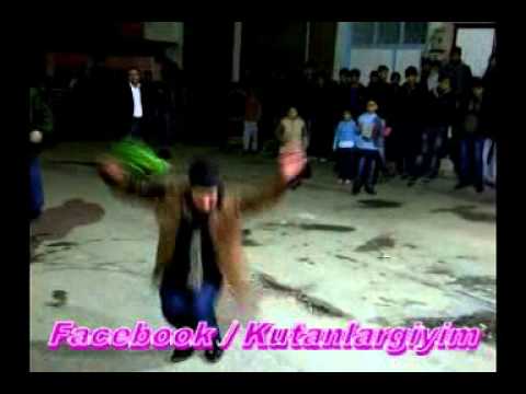 Video: Bu Gençler Halaylarıyla Nizip' i Sallıyor Mehmet & Sabri Yıldız ve Emrah Show
