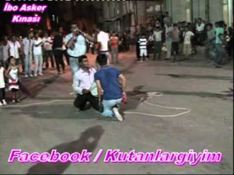 Video: Mehmet Yıldız Davulcu Abdo ile Show Yapıyor -- KUTANLAR Giyim / Nizip