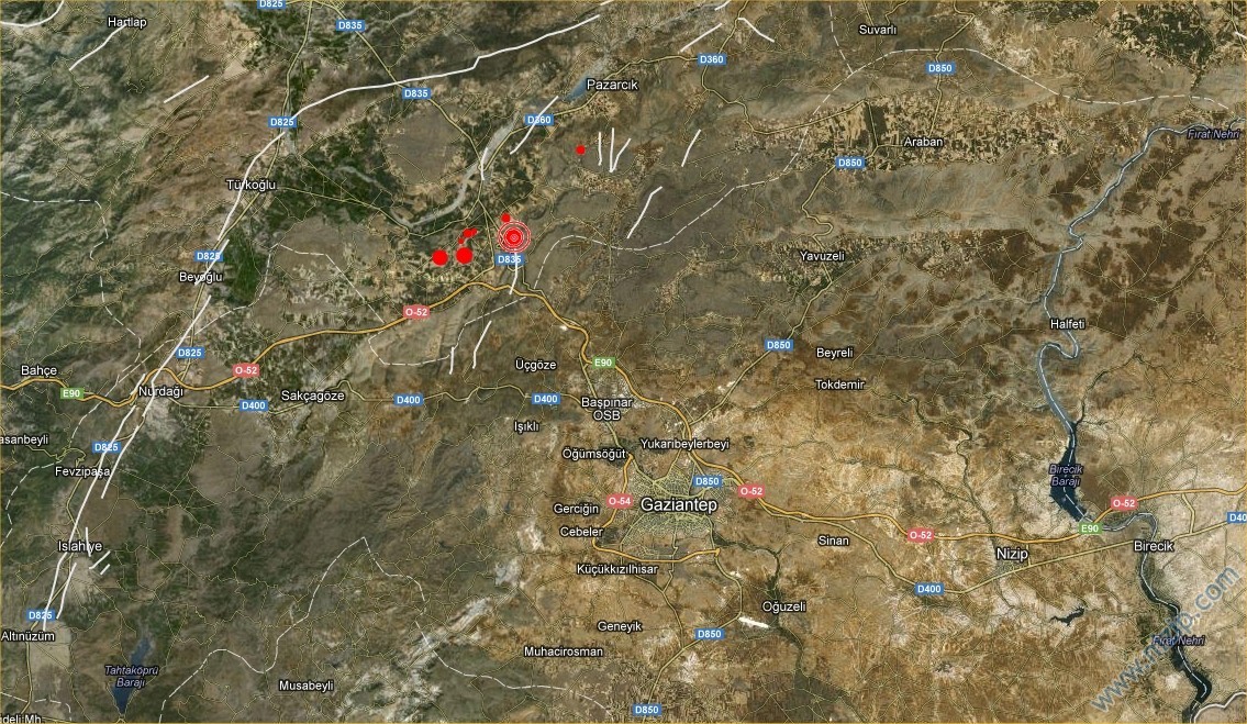 Deprem Nizip'de hissedildi Deprem Nizip'de hissedildi
