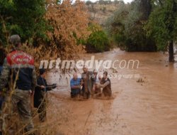 Nizip'te Sel Felaketinin Ardından Nizip'te Sel Felaketinin Ardından
