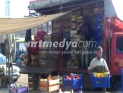 Meyve Fiyatları Düşüşe Geçti Meyve Fiyatları Düşüşe Geçti