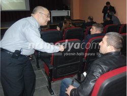 Polise "Beden Dili" Konferansı