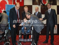 Mavi Kapaklar İle Alınan Tekerlekli Sandalyeler Sahiplerine Verildi