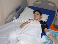 Tek Bacağıyla Yaşama Tutunmaya Çalışıyor