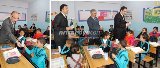 Nizip'te Okul Sütü Dağıtımına Başlandı Nizip'te Okul Sütü Dağıtımına Başlandı