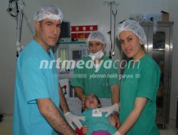 Burnundaki Tel ve Fıstık Kabuğu Ameliyatla Çıkarıldı Burnundaki Tel ve Fıstık Kabuğu Ameliyatla Çıkarıldı