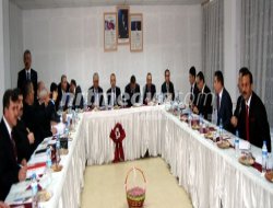 Eğitim Zirvesi Vali Ata Başkanlığında Toplandı Eğitim Zirvesi Vali Ata Başkanlığında Toplandı